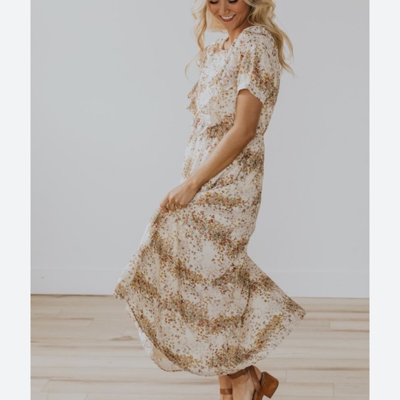 Roolee Dresses & Skirts - Roolee haverford mom dress